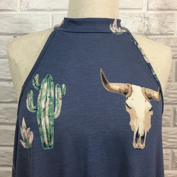 NWT ⭐️ dusty blue top ⭐️ - Picture 2 of 6